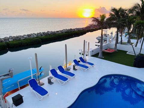234 W Seaview Cir, Duck Key, FL 33050