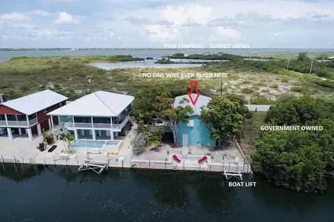 1425 W Shore Dr, Big Pine Key, FL 33043