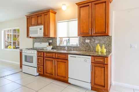 29556 Flying Cloud Ave, Big Pine Key, FL 33043 photo 11