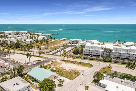 000000 8th St, Key Colony, FL 33051