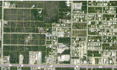 161 Pine Dr, Big Pine Key, FL 33043 photo 2