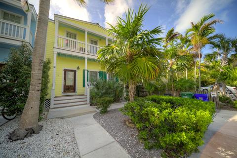 1304 Atlantic Dr, Key West, FL 33040