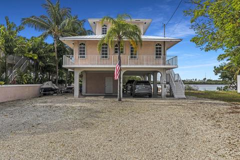 318 Woods Ave, Tavernier, FL 33070