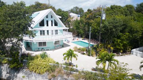 17 Blue Runner St, Key Largo, FL 33037