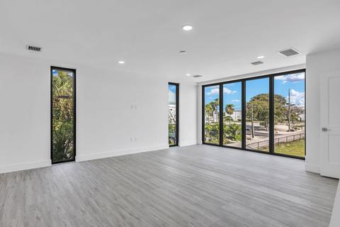 400 101 St #B, Marathon, FL 33050 photo 9