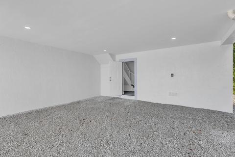 400 101 St #B, Marathon, FL 33050 photo 5