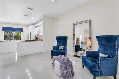 527 SE 23 Dr, Other, FL 33030