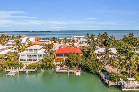 382 E Seaview Dr, Duck Key, FL 33050