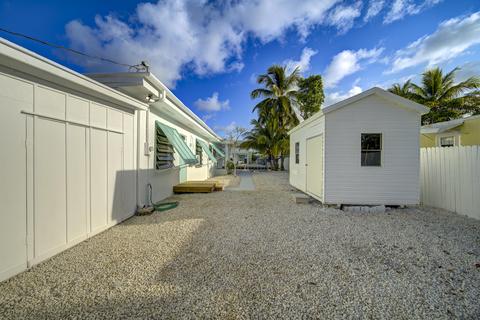 355 Vaca Rd, Key Largo, FL 33037 photo 3