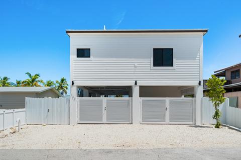 139 W Avenue A, Key Largo, FL 33037
