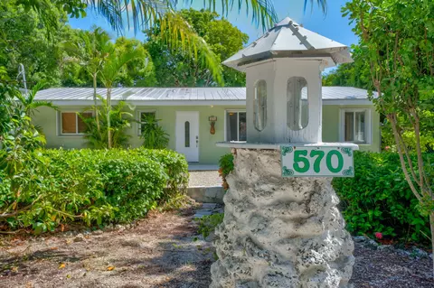 570 Bonito Ave, Key Largo, FL 33037