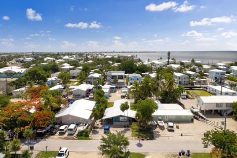 432 80th Street Ocean Street Ocean, Marathon, FL 33050 photo 2