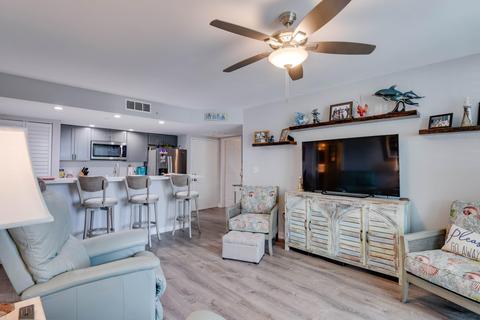 3635 Seaside Dr #302, Key West, FL 33040