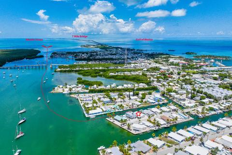 905 25th Street Ocean St, Marathon, FL 33050