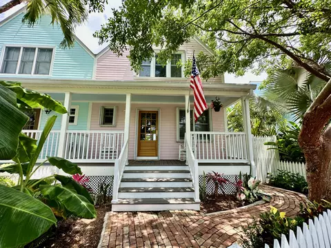 14 Golf Club Dr, Key West, FL 33040