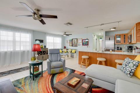 370 E Ocean Dr, Key Colony, FL 33051 photo 7