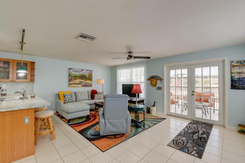 370 E Ocean Dr, Key Colony, FL 33051 photo 5