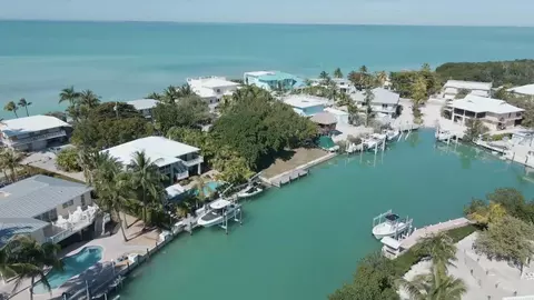 445 Palm Dr, Matecumbe, FL 33036