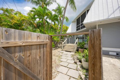 3202 Eagle Ave, Key West, FL 33040 photo 2