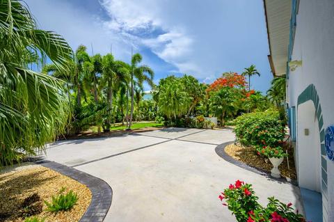 111 Windy Point Cir, Marathon, FL 33050 photo 32