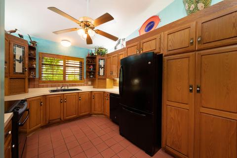 111 Windy Point Cir, Marathon, FL 33050 photo 8