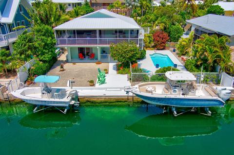 949 Bay Dr, Summerland Key, FL 33042