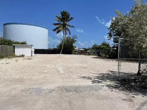 2 Coco Plum Dr, Marathon, FL 33050 photo 1