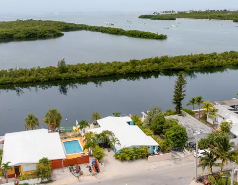 5 A 12th Ave, Stock Island, FL 33040