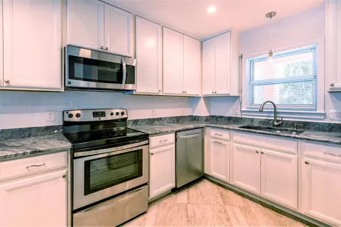 2601 S Roosevelt Blvd #208B, Key West, FL 33040