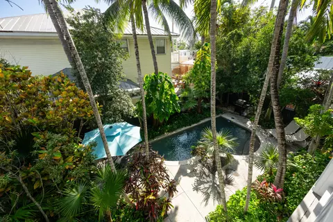 120 Angela St #201, Key West, FL 33040