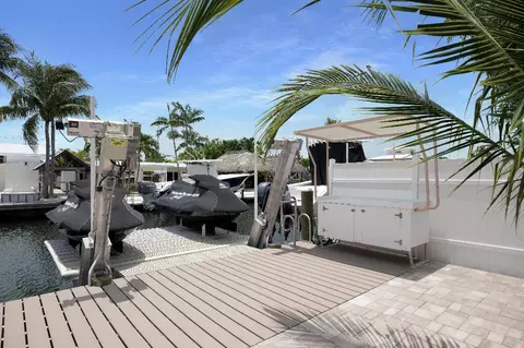2137 Yellowtail Dr, Marathon, FL 33050 photo 10