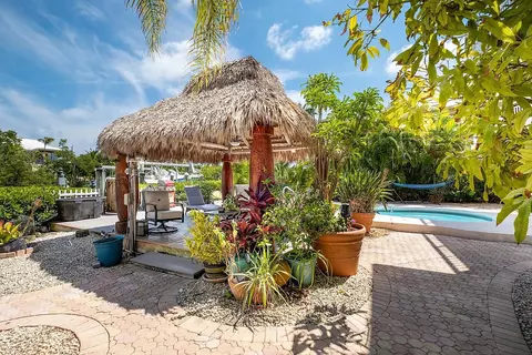 846 E Copa D Oro, Marathon, FL 33050 photo 5