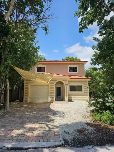 71 Blackbeard Dr, Key Largo, FL 33037