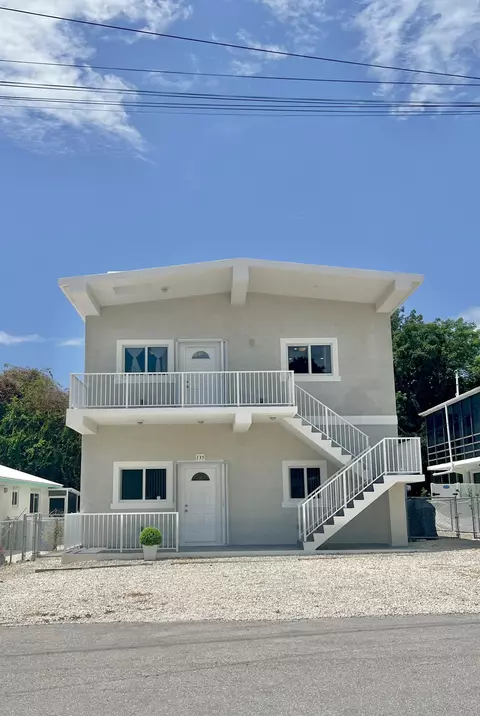 135 Pacific Ave, Tavernier, FL 33070