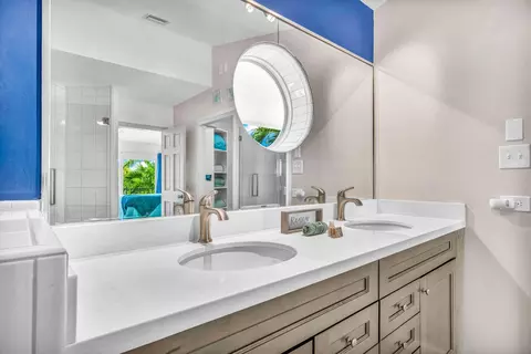 10 E Ocean Dr, Marathon, FL 33050 photo 26