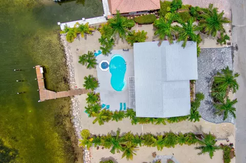 10 E Ocean Dr, Marathon, FL 33050 photo 52