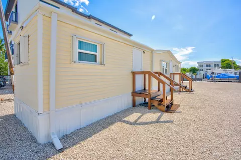 251 Lower Matecumbe Rd, Key Largo, FL 33037
