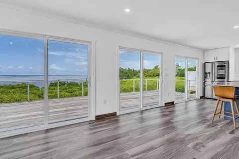6575 Oceanview Ave, Marathon, FL 33050 photo 4