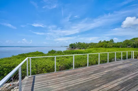 6575 Oceanview Ave, Marathon, FL 33050 photo 2