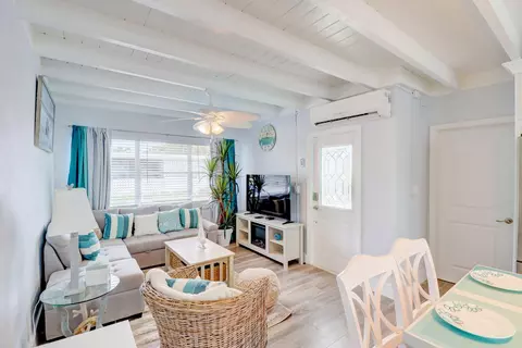 11453 2nd Ave Ocean, Marathon, FL 33050