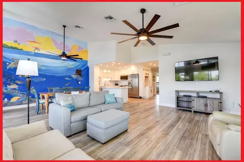 530 11th St, Key Colony, FL 33051