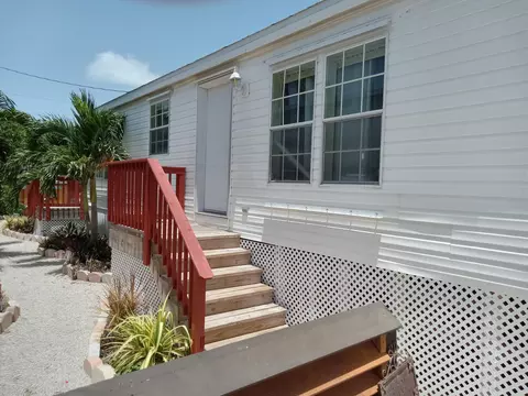 720 84th St, Marathon, FL 33050 photo 2