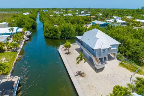 29015 Cedar Dr, Big Pine Key, FL 33043 photo 3