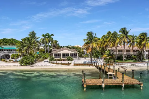 500 Corte Del Brisas, Marathon, FL 33050