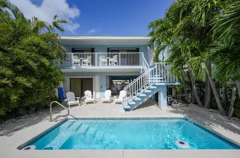 610 9th St #KEY colony, Key Colony Beach, FL 33051