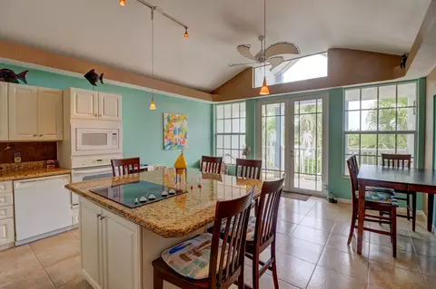 88 Seaside N Ct, Key West, FL 33040