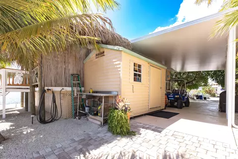 Exterior - 29410 Ranger Ave, Big Pine Key, FL 33043 photo 10 of 11