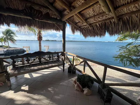 Exterior - 29410 Ranger Ave, Big Pine Key, FL 33043 photo 1 of 11