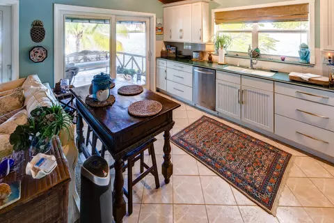 Kitchen - 29410 Ranger Ave, Big Pine Key, FL 33043 photo 1 of 2