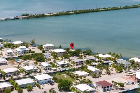 View/Area - 29410 Ranger Ave, Big Pine Key, FL 33043 photo 9 of 18